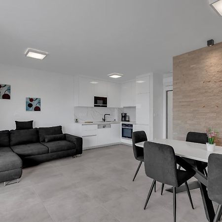 Luxury Apartment Adriasun Free Beach Parking Makarska Buitenkant foto